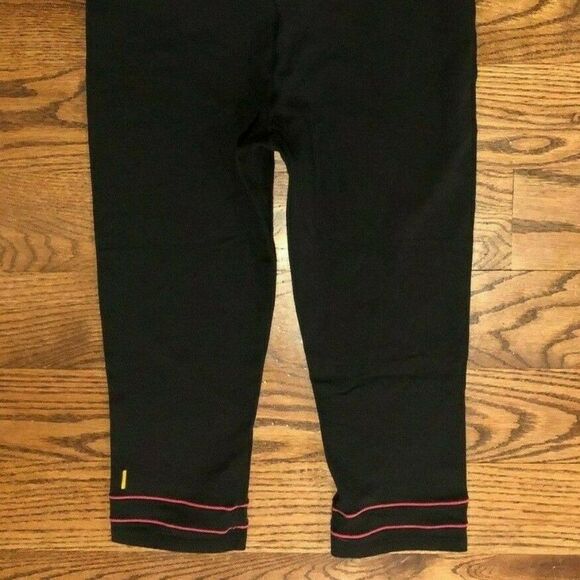 Lucy Black Workout Athletic Capri Pants Small - Picture 5 of 5